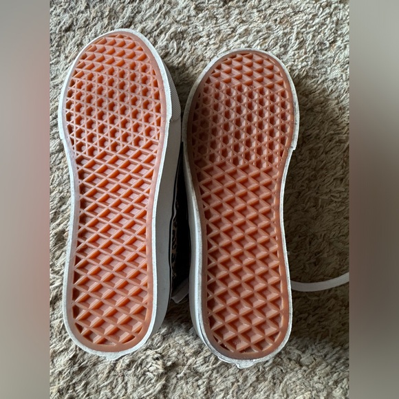 Vans Leopard Print - size 7 - Picture 3 of 4